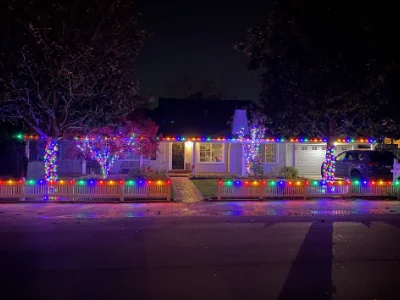 Call Santa's Lighting Experts for your lighting service in Menlo Park